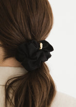 画像をギャラリービューアに読み込む, Ring-LINEN(Black)