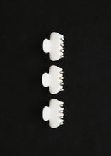 画像をギャラリービューアに読み込む, CLASSIC HAIR CLAW 02(Ivory)
