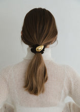 画像をギャラリービューアに読み込む, E-VELVET(Brown)