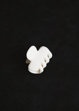 画像をギャラリービューアに読み込む, CLASSIC HAIR CLAW 02(Ivory)