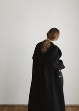 画像をギャラリービューアに読み込む, O-VALLETTA(Gold/Mat)