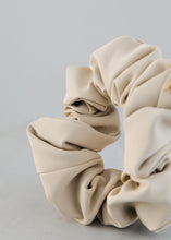 画像をギャラリービューアに読み込む, Mat-LEATHER(Off white)