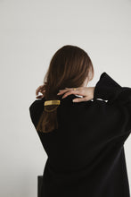 画像をギャラリービューアに読み込む, VALLETTA 03 (Gold)