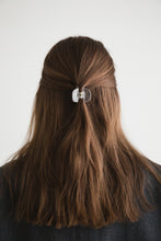 画像をギャラリービューアに読み込む, HAIR CLAW 01 (Clear)