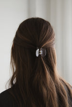 画像をギャラリービューアに読み込む, HAIR CLAW 01 (Clear)