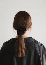 画像をギャラリービューアに読み込む, Mat-LEATHER(Black)