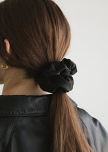 画像をギャラリービューアに読み込む, Mat-LEATHER(Black)
