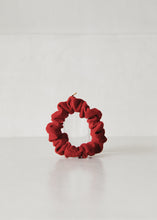 画像をギャラリービューアに読み込む, VELVET(Red)