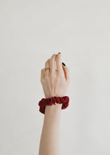 画像をギャラリービューアに読み込む, VELVET(Red)