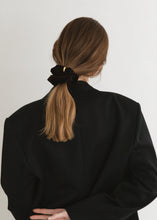 画像をギャラリービューアに読み込む, Ring-VELVET (Brown)