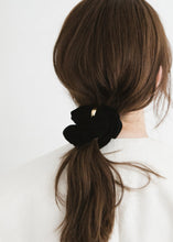 画像をギャラリービューアに読み込む, Ring-VELVET (Black)