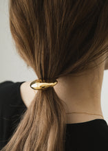 画像をギャラリービューアに読み込む, Crescent-HOOK(Gold)