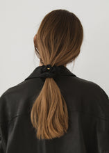 画像をギャラリービューアに読み込む, LEATHER(Black)