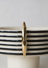 画像をギャラリービューアに読み込む, VALLETTA 01 (Gold)