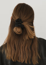 画像をギャラリービューアに読み込む, LEATHER(Black)