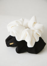 画像をギャラリービューアに読み込む, RIB KNIT(Black/White)
