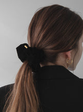 画像をギャラリービューアに読み込む, VELVET(Black)