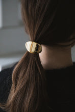 画像をギャラリービューアに読み込む, HOOK 01(Gold)