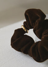 画像をギャラリービューアに読み込む, Ring-VELVET (Brown)