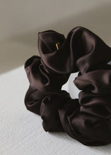 画像をギャラリービューアに読み込む, SILK SATIN(Brown)