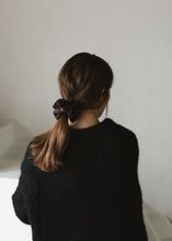 画像をギャラリービューアに読み込む, SILK SATIN(Brown)
