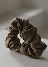 画像をギャラリービューアに読み込む, LEATHER(Beige)