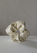 画像をギャラリービューアに読み込む, LEATHER(White)