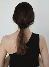 画像をギャラリービューアに読み込む, LEATHER(Black)