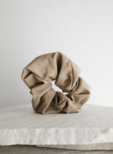 画像をギャラリービューアに読み込む, LEATHER(Beige)