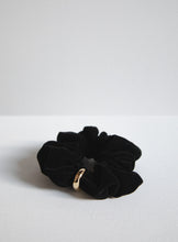 画像をギャラリービューアに読み込む, Ring-VELVET (Black)