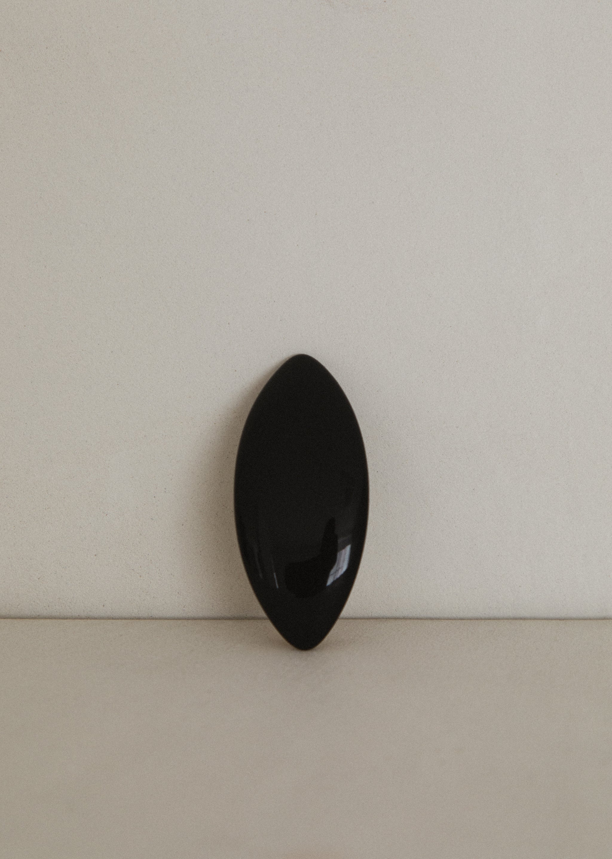 VALLETTA-NOIR 01 – LETICIA