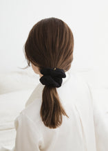 画像をギャラリービューアに読み込む, RIB KNIT(Black/White)

