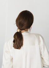 画像をギャラリービューアに読み込む, HOOK-ALLURE(Gold)
