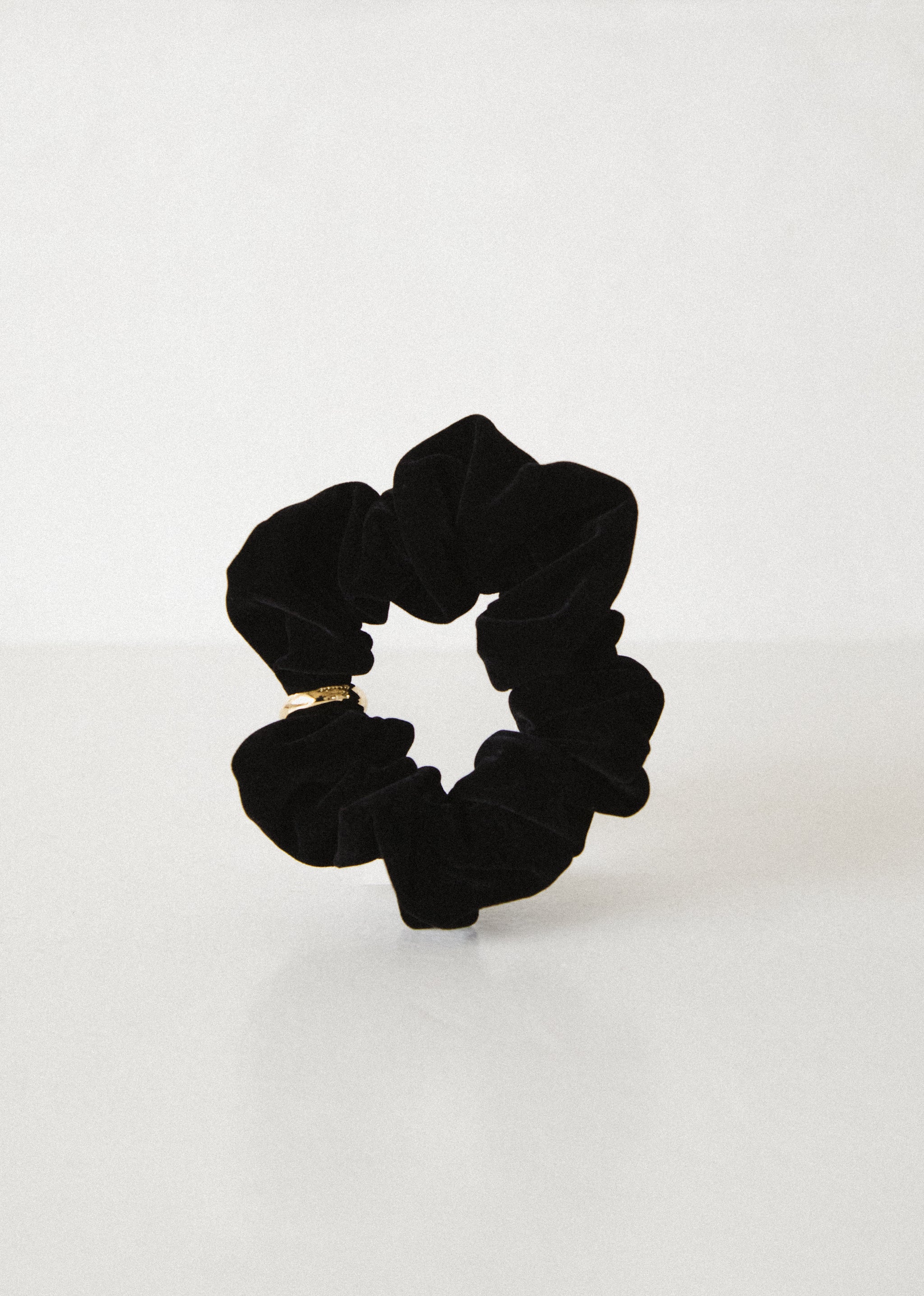ヘアアクセサリー LETICIA Sphere-VELVET(Black) Ring-VELVET (Black) – LETICIA