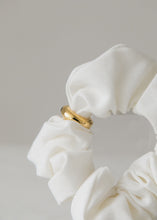 画像をギャラリービューアに読み込む, Ring-LINEN(White)
