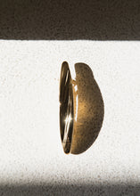 画像をギャラリービューアに読み込む, VALLETTA-ALLURE(Gold)
