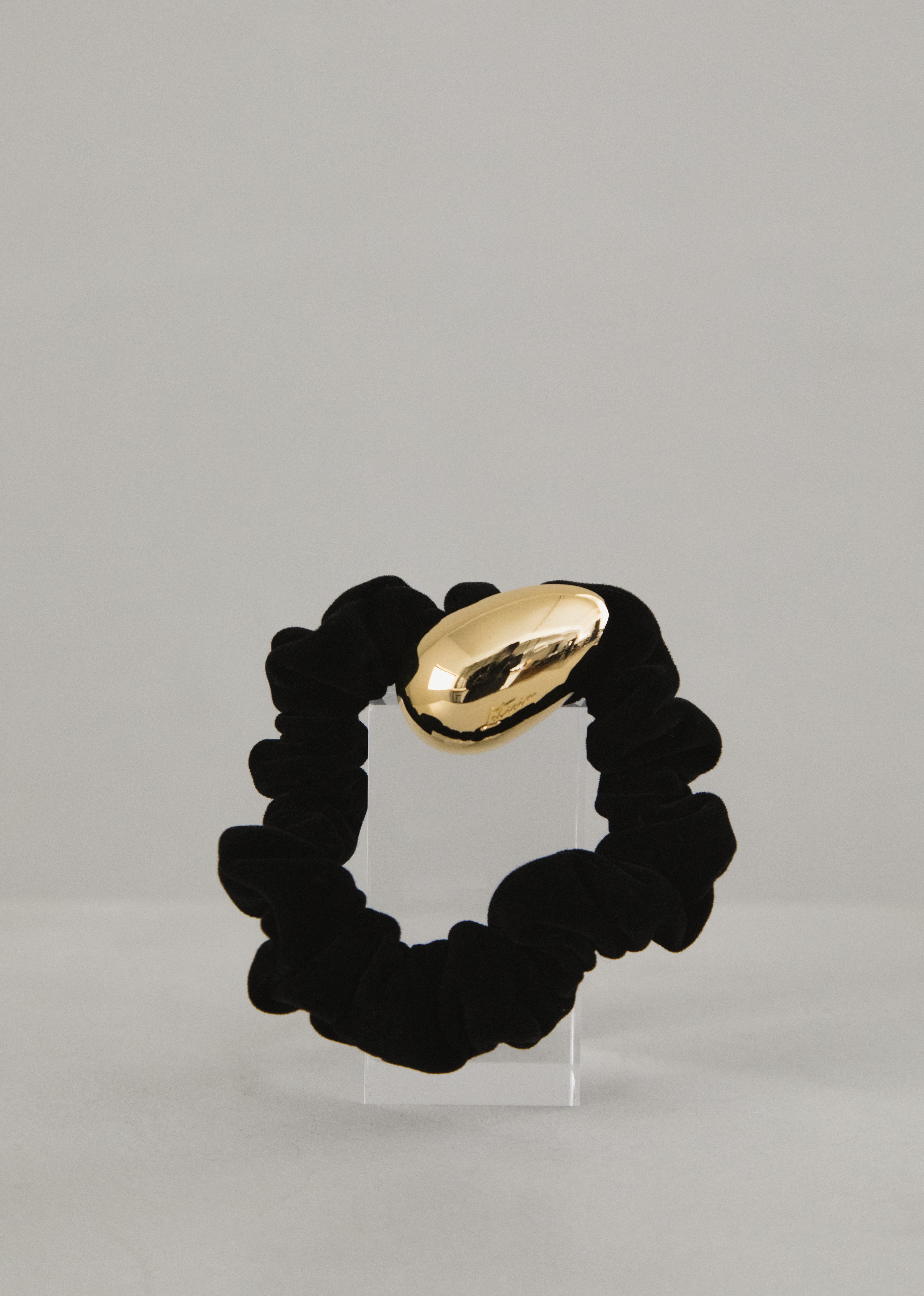 新品未使用 ＜LETICIA＞エッグ ベルベット シュシュ ブラック E-VELVET(Black) ※予約商品 – LETICIA