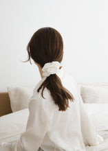 画像をギャラリービューアに読み込む, RIB KNIT(Black/White)
