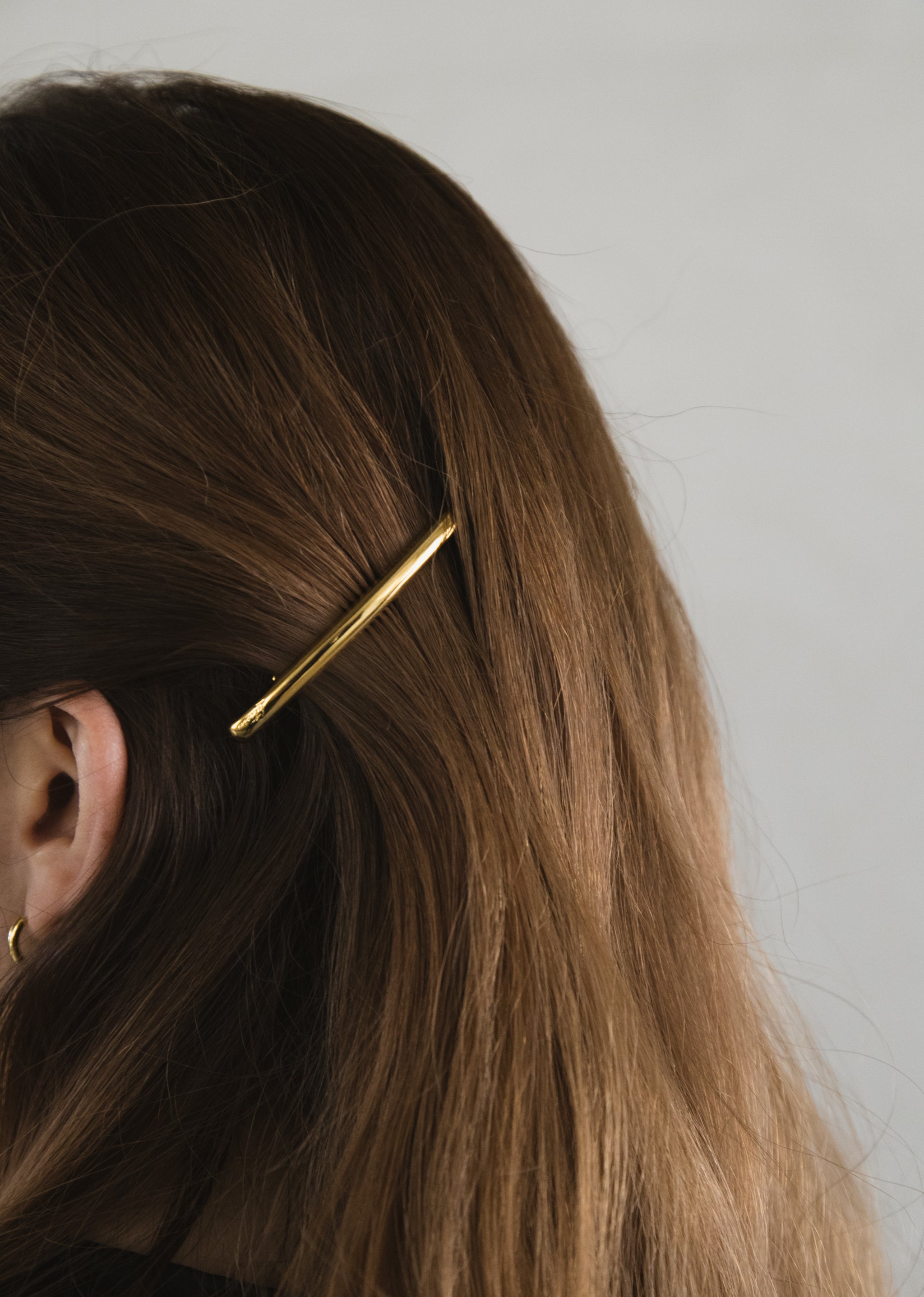 PIN 02(Gold) – LETICIA