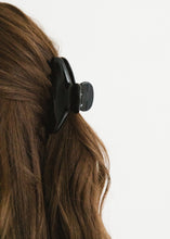画像をギャラリービューアに読み込む, CLASSIC HAIR CLAW 01(Black)
