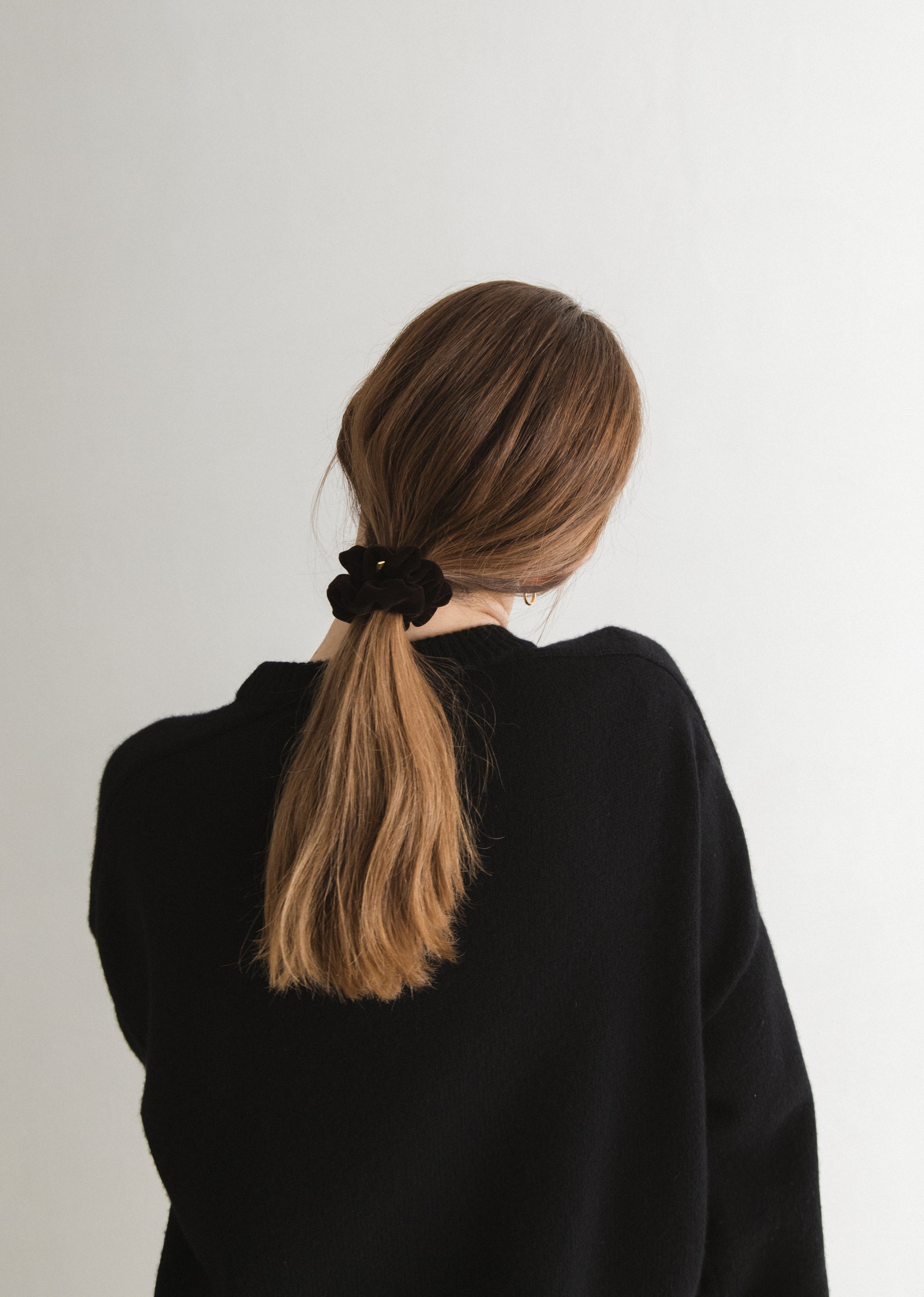VELVET(Brown) – LETICIA