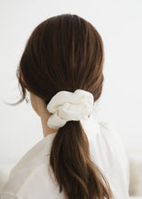 画像をギャラリービューアに読み込む, RIB KNIT(Black/White)
