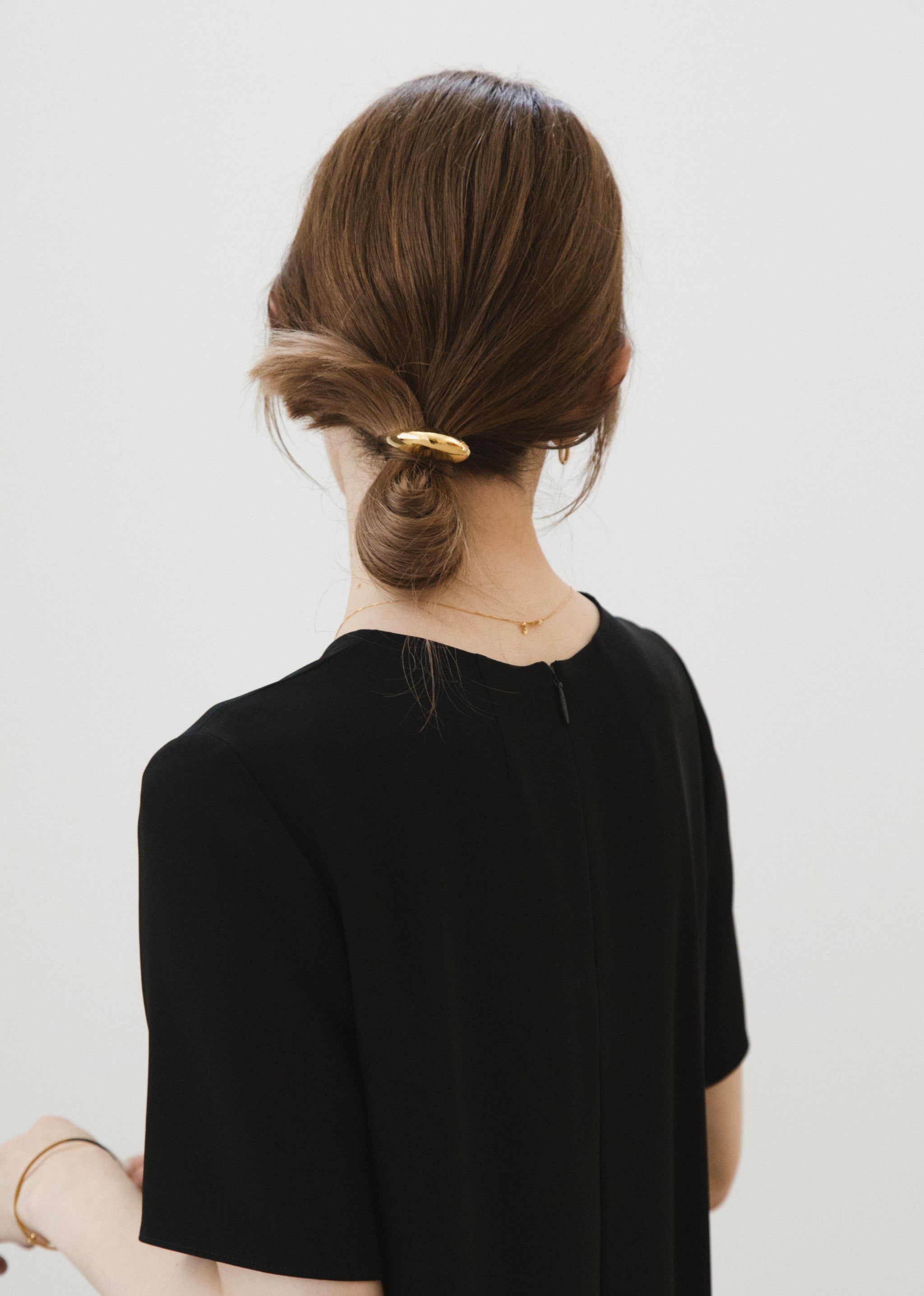 Crescent-HOOK(Gold) – LETICIA