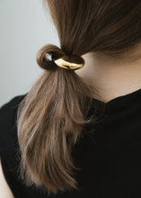 画像をギャラリービューアに読み込む, Crescent-HOOK(Gold)
